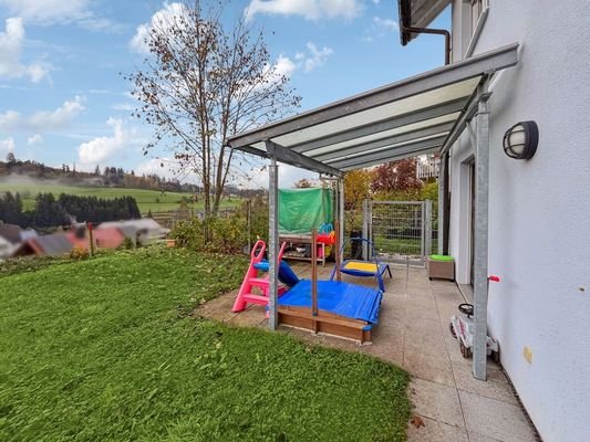 überdachte Terrasse