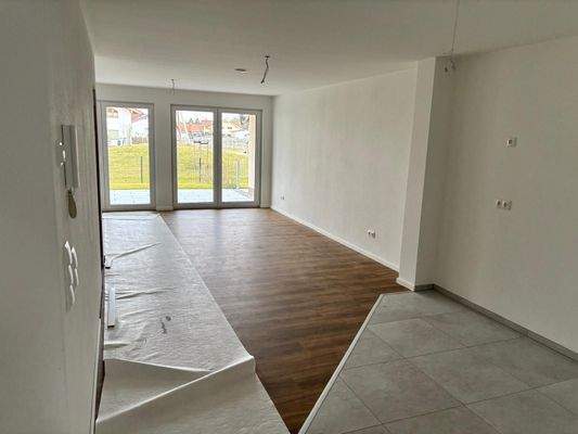 Wohn-Essbereich mit Küche (5).jpeg