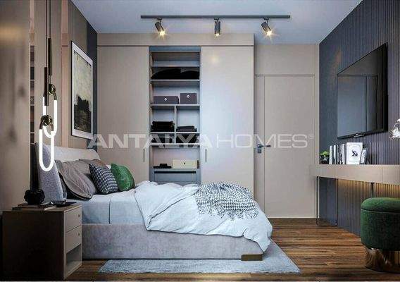 1 and 3-Bedroom Flats in a Complex with Pool in Altıntaş