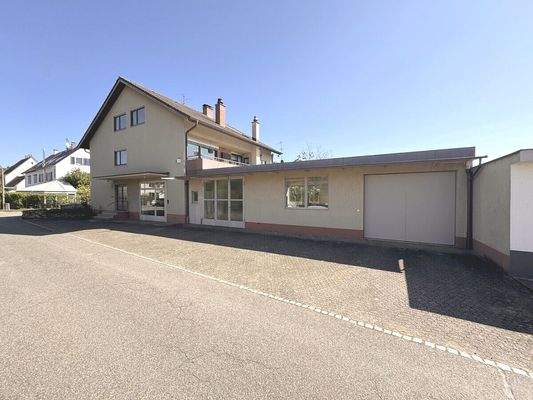 Ansicht Anbau mit Garage und Werkstatt/Atelier