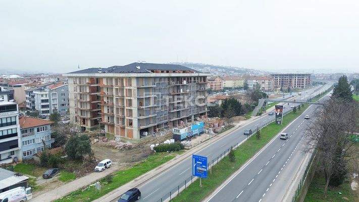 Shops on the Main Road with High Rental Potential in Yalova