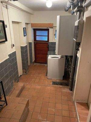 KG - Flur mit Gartenausgang