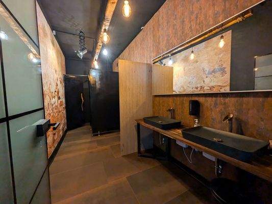 Vielseitige Gewerbefläche in Toplage von Bruchköbel (provisionsfrei)