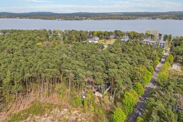 Grundstück mit Blickrichtung zum See