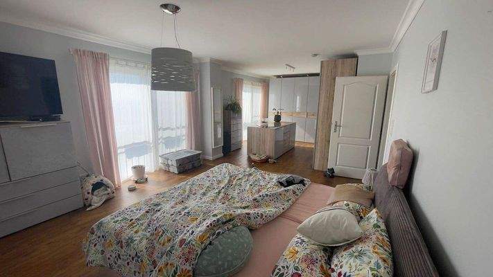 Schlaf &amp; Anziehzimmer OG1