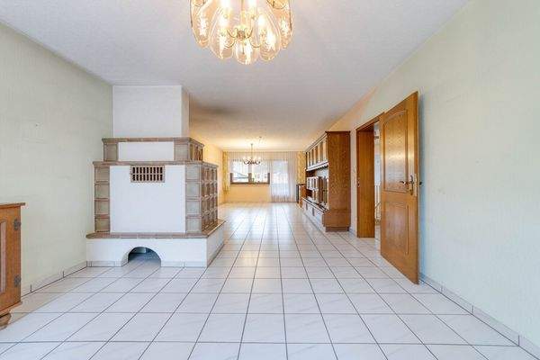 1. OG: Wohn-/Esszimmer