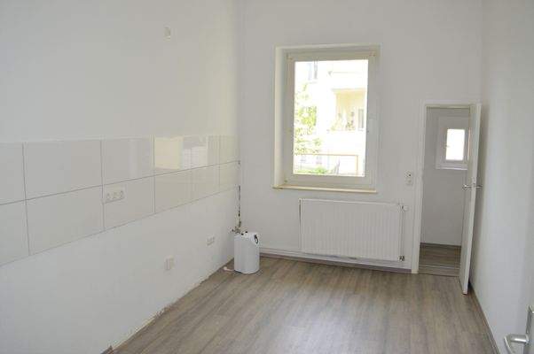 Bismarckstraße 129_EG links hinten 2.JPG