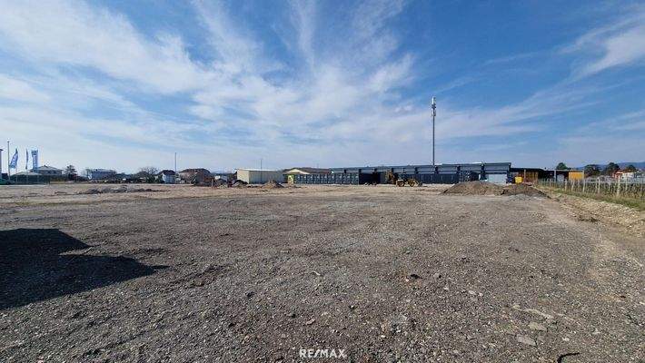 Betriebsgrundstück ca. 2880 - 6000 m2