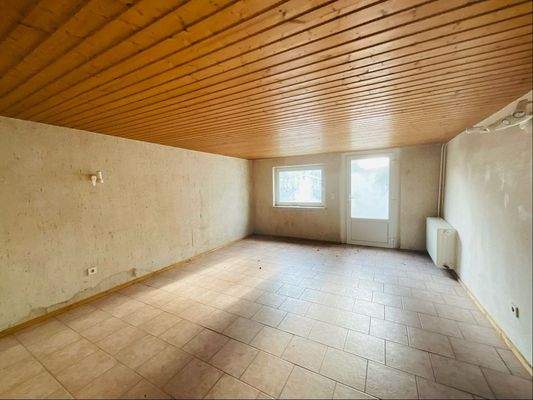 Hobbyraum mit Gartenzugang