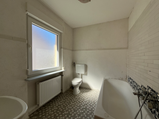 Badezimmer Wohnung 2 Hinterhaus 