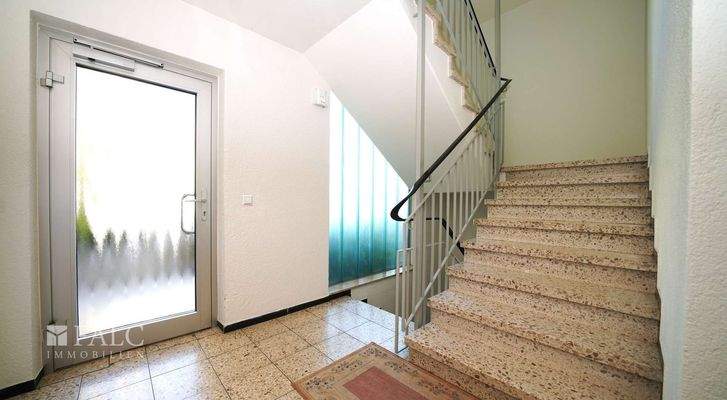 gepflegtes Treppenhaus