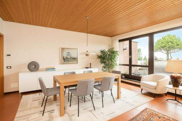 Wohn-/Esszimmer visualisiert