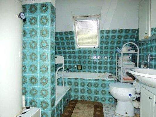 11 Badezimmer OG.JPG