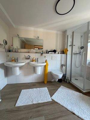 Badezimmer im ersten OG