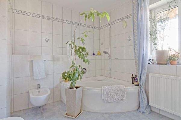 Badezimmer im Obergeschoss