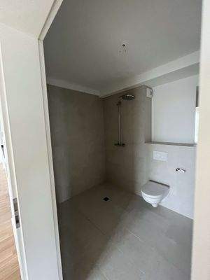 E7B2BD9F-E531-4816-8DCE-87C6C8