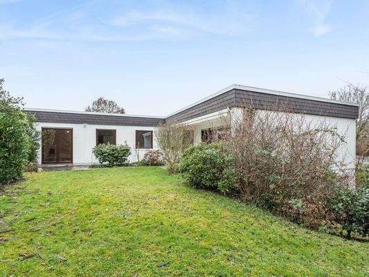 Rückansicht mit Garten