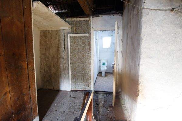 16 - DG Toilette.jpg