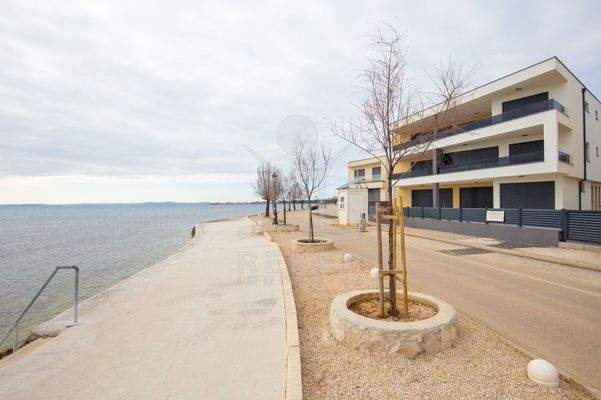 Die Lage ist fantastisch direkt am Meer auf Vis