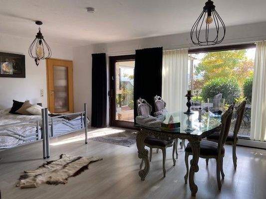 Wohn/Schlafzimmer Erdgeschoss