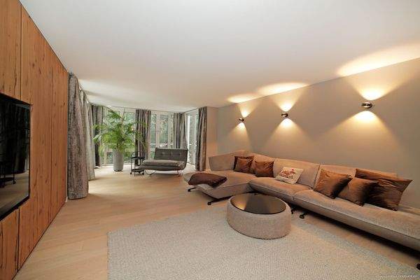 großzügiger Wohnbereich