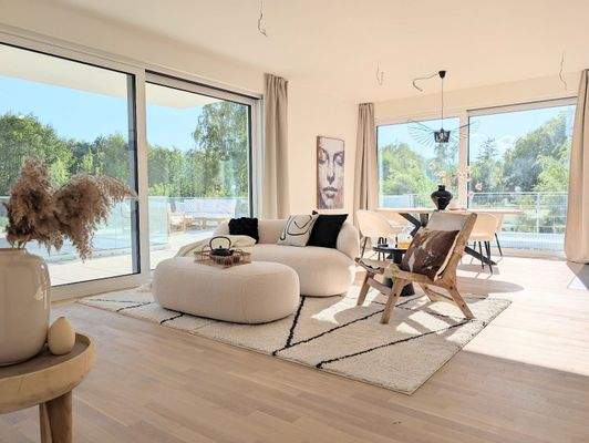 Offener Wohn-/Essbereich