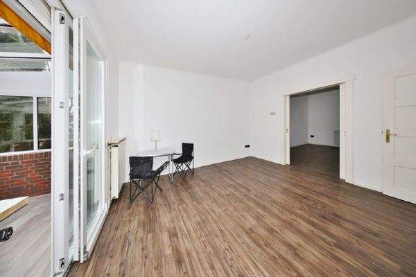 ...mit Zugang zum...