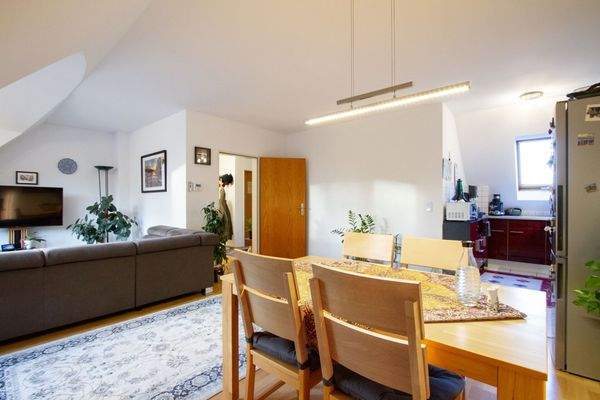 Essbereich DG mit offener Küche