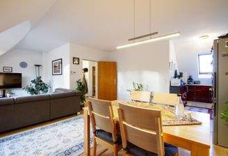 Essbereich DG mit offener Küche