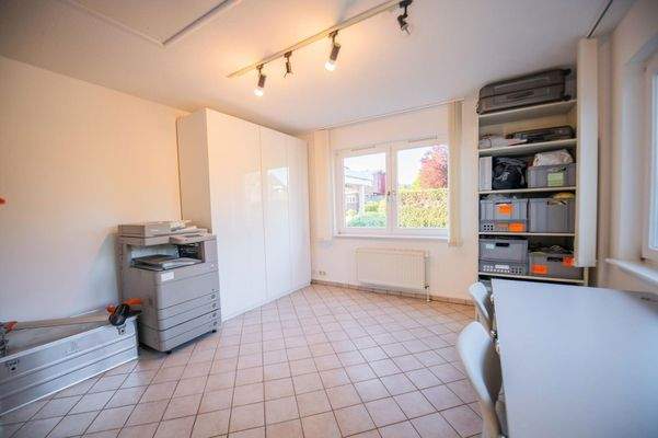 Büro 2, nördlich, Ansicht 2