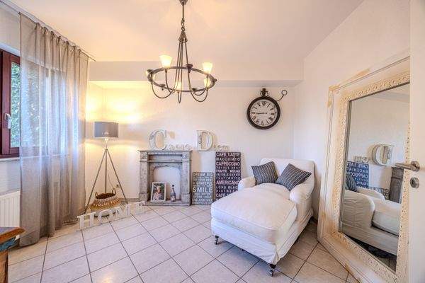 z.B. Gästezimmer / Arbeitszimmer