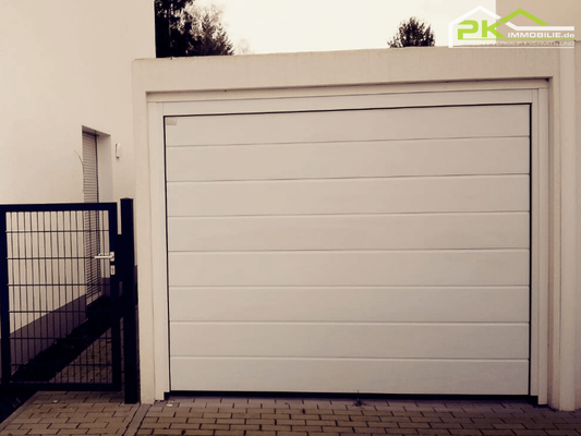 Außenansicht Garage