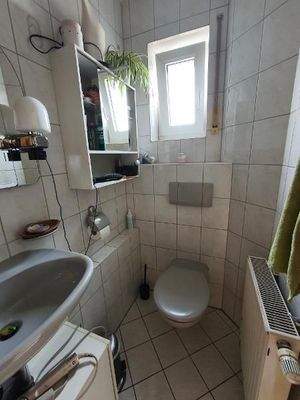 Gäste-Bad mit Dusche Bild 1