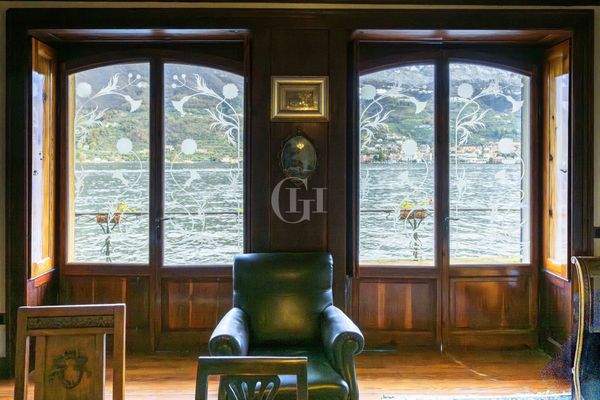 Blick ins Wohnzimmer