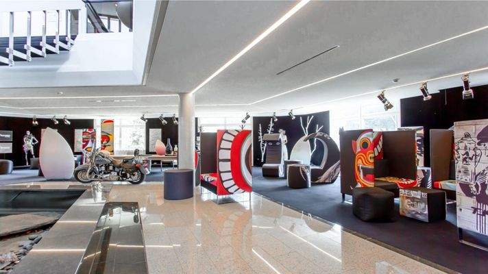 Ausstellung Verwaltungsgebäude