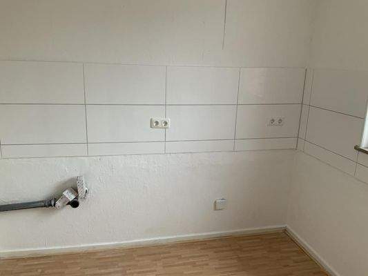 Küche mit Küchenfliesenspiegel