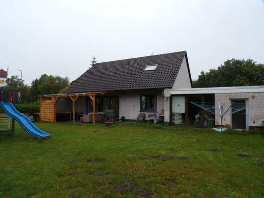 Hausansicht hinten 1.JPG