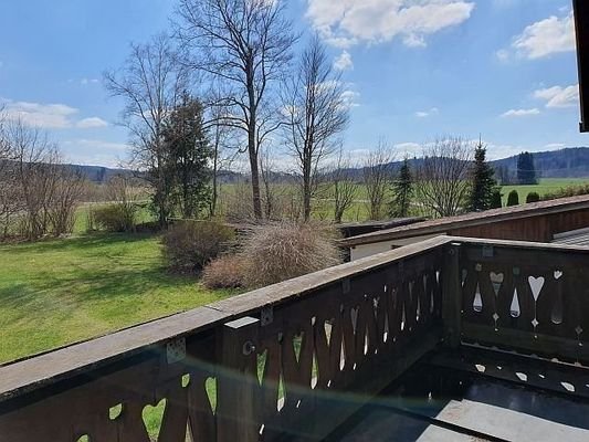 Fern- und Bergsicht vom Balkon
