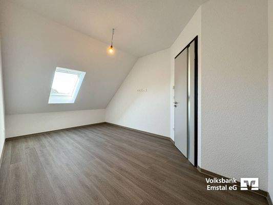  Büro-, Gäste-, Schlafzimmer 1 DG