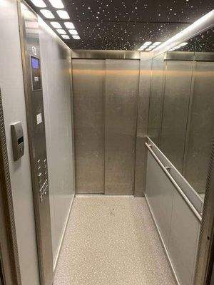 Fahrstuhl (innen)