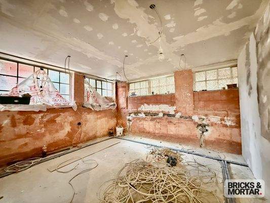 Souterrain Einheit /Keller