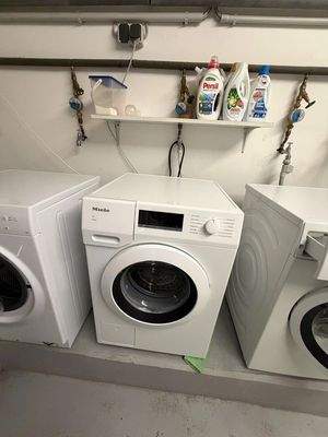 Waschkeller/großer Raum