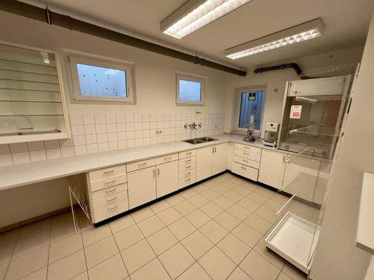 Labor im KG - Blick 1