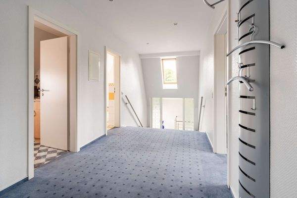 Flur Bürofläche Dachgeschoss