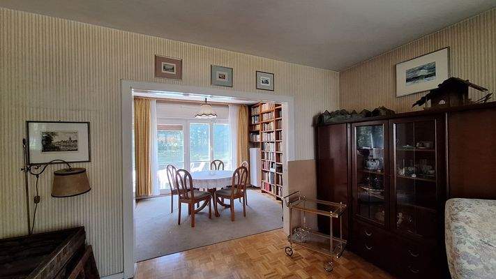 Blick in das Esszimmer