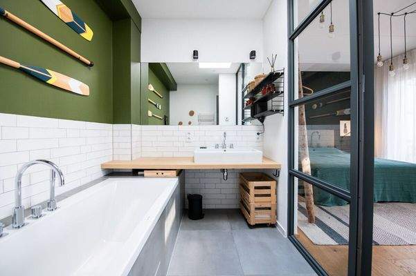 Best_Place_Wilhelmine_Gemberg_Weg_11_Bad1-46