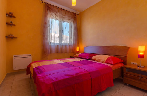 Bildschirmfoto 2025-02-17 um 19.49.50.png