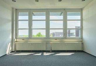 grosses-eckbuero-im-b1-busines