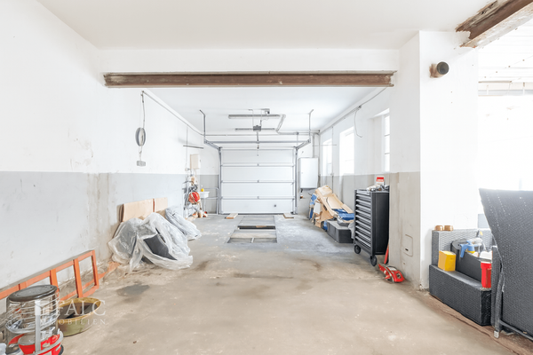 Garage hinter Anbau