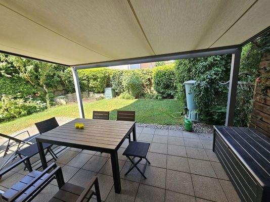 Terasse mit Glasdach+Markise